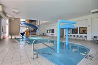 Super 8 by Wyndham Lachenaie/Terrebonne Hotels in Repentigny