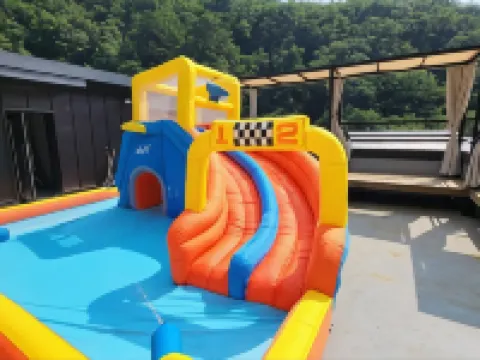 Sokcho Floating Whale Seorak Dojeok Waterfall Stay Hotels in Inje-gun