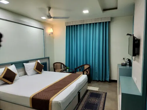 Aadrika Residency & Tandoor N Curry Hotel a Anegpur