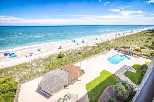Seaside Solace: Panoramic Views! Oceanfront Condo, King Bed, Pool, Tennis,Cabana