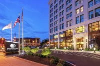 DoubleTree by Hilton Youngstown Downtown Hotels in Youngstown