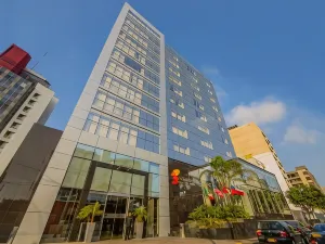 Sol de Oro Hotel & Suites