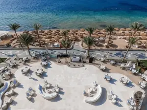Sunrise Remal Beach Resort