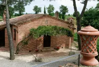 Agriturismo Podere la Rocca Hotels in 