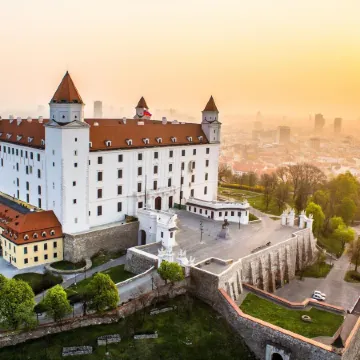 City Center Best Place Apartments Отели рядом с достопримечательностью «район Братислава I»
