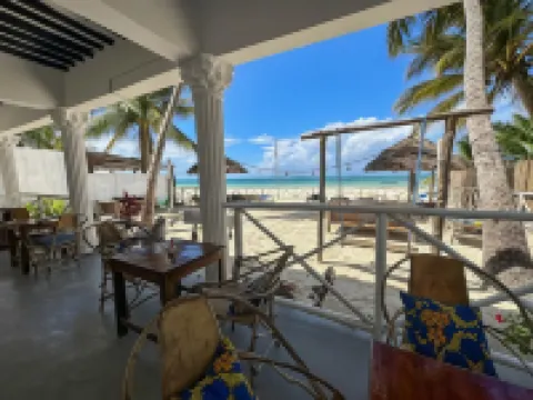 The African Paradise Beach Hotel