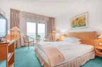 Landhotel Bellevue Hotels near Cappel Kirche neuer Friedhof