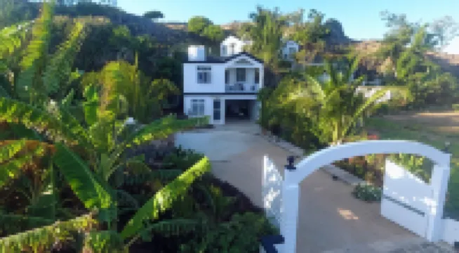 La Villa Allamanda