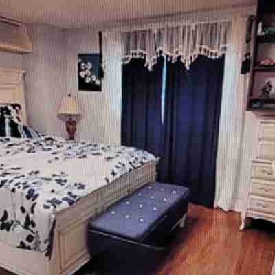 All Seasons Bed & Breakfast Rooms