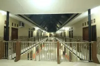 Hotel Grand Royal Pemalang Hotel dekat Terjal Pantura
