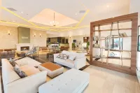 Korineum Golf & Beach Resort Hotel a Charkeia