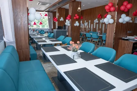 Sudarshan Palace by Spree Отели в г. Девбуми Дварка