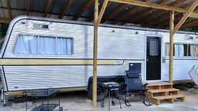 Vintage Restored Glamper - Unique Tiny Home w/ Plunge Pool & Patio