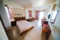 Topset Hotel - parking