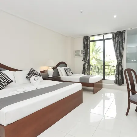 717 Cesar Place Hotel Отели рядом с достопримечательностью «Bohol National Museum»