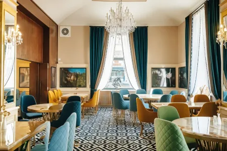 Hotel Praga 1885 Отели рядом с достопримечательностью «Зеркальный лабиринт»