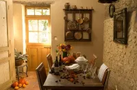 Le Moulin Bregeon Hotels in Linieres-Bouton