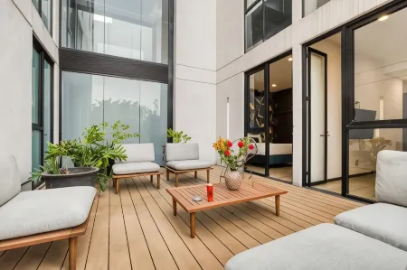 Medellin by Mr W Отели рядом с достопримечательностью «Музей Института геологии УНАМ»