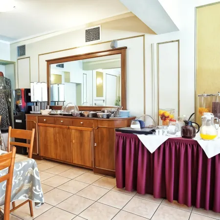 Anastassiou Hotel - Bike and Motorcycle Friendly Hotel