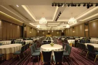 The Rich Hotel