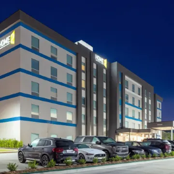 Home2 Suites by Hilton Baton Rouge Citiplace Отели рядом с достопримечательностью «Брекс Блубоннет Суомп Нейчер Сентер»