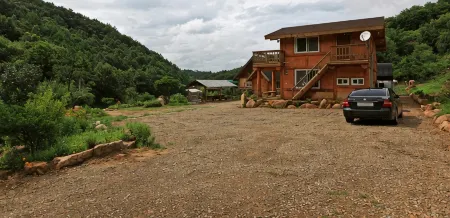Yanggaksan Pension Отели в г. Кымсан