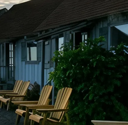 Lucia Lodge