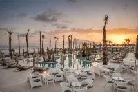 Stella Blue Seaside Resort Hotels in Aposelemis