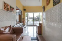 Salina Hotel Syariah فنادق في Sidoarjo