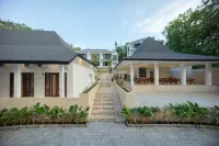 Casa Coco Resort Hotels in Tepus