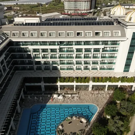 Castival Hotel Отели рядом с достопримечательностью «Эвренсеки»