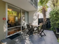 Sumner Bay Motel Hotels near Mount Pleasant