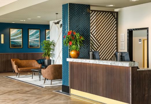 머큐어 페인턴 호텔