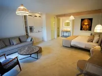 Avalon Alaçatı Hotels in Cesme