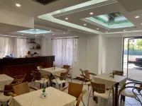 Hotel Globo - Bữa sáng