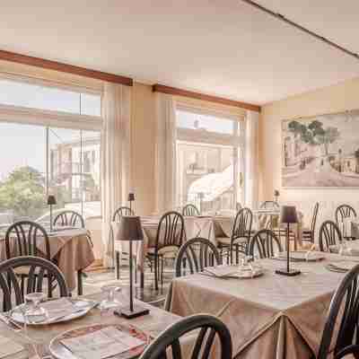 Hotel Palace Dining/Meeting Rooms
