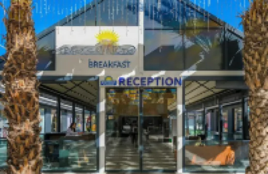 Days Inn by Wyndham Alanya Hotel di 