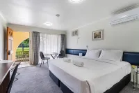 Gallery Motel