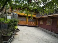 Yulong Suiyuan Chinese Inn - albergo