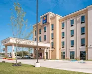 Comfort Inn & Suites San Marcos - parking
