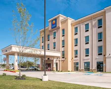 Comfort Inn & Suites San Marcos