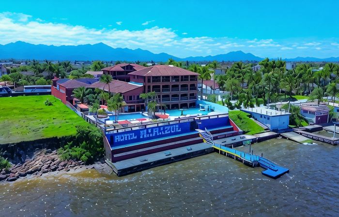 Hotel Marazul