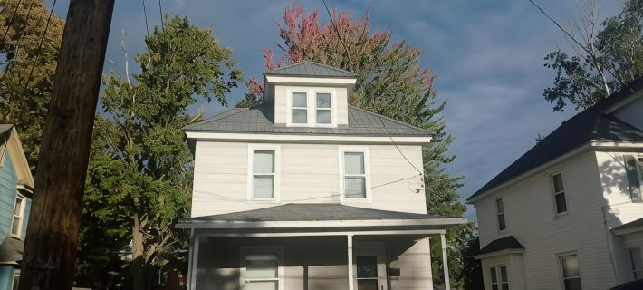Quaint 3 bedroom house in the heart of Palmyra! Ξενοδοχεία στην πόλη Wayne County