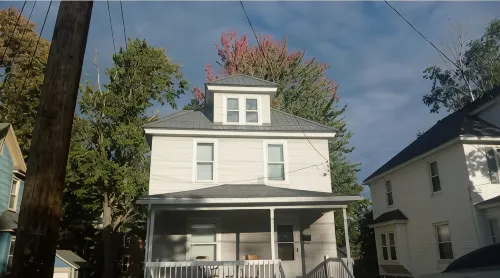 Quaint 3 bedroom house in the heart of Palmyra!