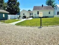 Stumble-In Guest House- Downtown Location