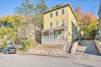 Grand Worcester Getaway! Pets Welcome! Comfortable