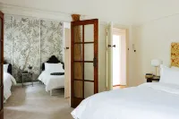 Canberra Heritage House, across from the Australian War Memorial, walk to CBD - บังกะโล