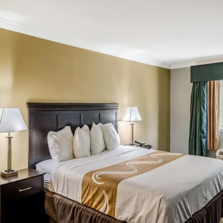 Quality Inn Gulf Shores Airport