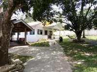 Balai Mariacaria Pension House Hotels in Guindulman