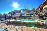 Ski-in Ski-Out, Mountain View, Luxury Townhome, Purgatory Resort - 4-Star
